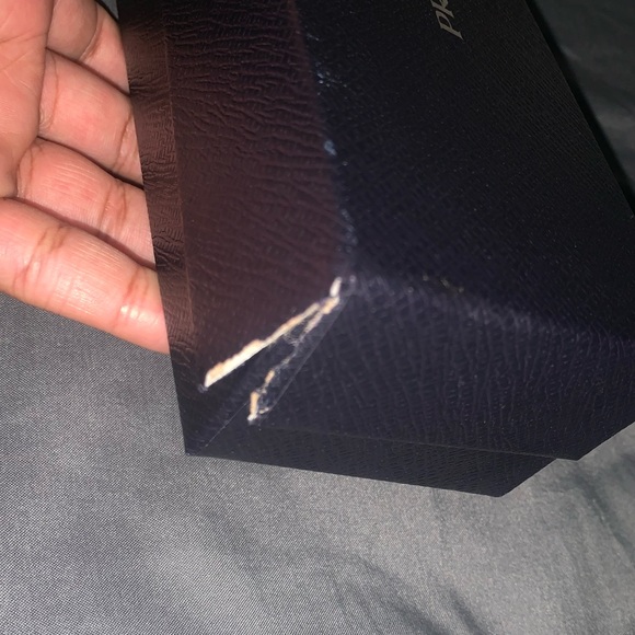 Empty Prada box - Picture 3 of 4